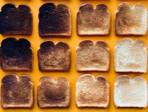 Figura 3. As melanoidinas causam o escurecimento do pão quando ele é assado. Fonte: Jornal Momento Químico.